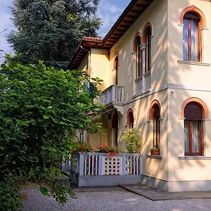 casa-villa-gardenia.hotelslidodijesolo.com/