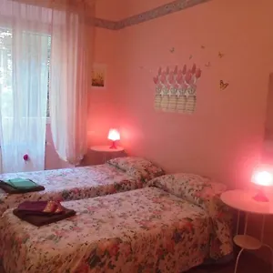 max-house-bed-breakfast.it-romehotels.com/